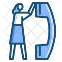 پیش‌نمایش فایل customer-call-2110835 از پک کسب و کار