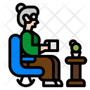پیش‌نمایش فایل grandmother-2778105 از پک خانواده