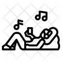 پیش‌نمایش فایل listening-music-2802610 از پک فعالیت خانه
