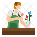 پیش‌نمایش فایل gardener-4355455 از پک زمان رایگان