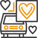 پیش‌نمایش فایل car-with-heart-10331772 از پک پارکینگ