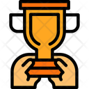 پیش‌نمایش فایل hand-with-a-trophy-for-recognition-10377589 از پک شغل منصسرگرم‌کنندهه