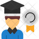 پیش‌نمایش فایل person-with-a-graduation-cap-for-achievement-10382695 از پک شغل منصسرگرم‌کنندهه