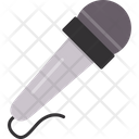 پیش‌نمایش فایل microphone-6156582 از پک روزنامه نگاری