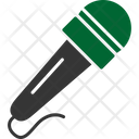 پیش‌نمایش فایل microphone-6156987 از پک روزنامه نگاری
