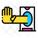 پیش‌نمایش فایل phone-addict-5163553 از پک متاورس