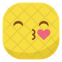پیش‌نمایش فایل kissing-face-with-smiling-face-3223158 از پک ایموجی‌ها