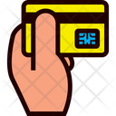 پیش‌نمایش فایل credit-card-on-hand-2 از پک تجارت الکترونیک