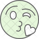 پیش‌نمایش فایل kiss-emoji-6232971 از پک شکلک‌ها