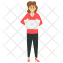پیش‌نمایش فایل businesswoman-using-laptop از پک افراد کسب و کار