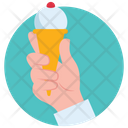 پیش‌نمایش فایل ice-cream-523 از پک دست‌های در حال نگه داشتن (مسطح)
