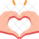 پیش‌نمایش فایل heart-symbol-hand-11758466 از پک ماه افتخار