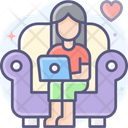 پیش‌نمایش فایل woman-working-in-sofa-3349116 از پک دورکاری از خانه و ۲