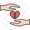 پیش‌نمایش فایل holding-broken-heart-7690908 از پک روز مهربانی جهان
