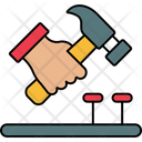 پیش‌نمایش فایل hammer-and-nail-8249733 از پک عید پاک