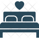 پیش‌نمایش فایل honeymoon-bed-1954819 از پک عشق و عاشقی