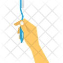 پیش‌نمایش فایل hand-hold-brush-1983627 از پک تجهیزات سرویس بهداشتی