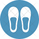 پیش‌نمایش فایل shoes-4485356 از پک سفر