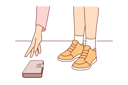 پیش‌نمایش فایل woman-dropped-phone-and-pulls-hand-to-ground-to-pick-up-fallen-gadget-11489068 از پک فعالیت افراد