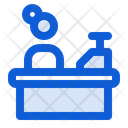 پیش‌نمایش فایل female-cashier-7201709 از پک فروشگاه بزرگ