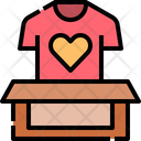 پیش‌نمایش فایل clothes-donation-6260948 از پک اهدا