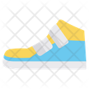 پیش‌نمایش فایل boys-shoes-6304403 از پک پوشاک‌ها و اکسسوری