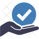 پیش‌نمایش فایل holding-10287219 از پک دست‌ها