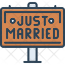 پیش‌نمایش فایل just-married-sign-12609246 از پک ماه‌عسل