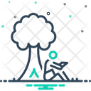 پیش‌نمایش فایل read-under-tree-2389438 از پک پارک