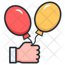 پیش‌نمایش فایل holding-balloons-5209625 از پک جشن