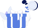 پیش‌نمایش فایل girl-with-shopping-reward-mail-11846756 از پک تجارت الکترونیک