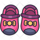 پیش‌نمایش فایل girl-shoes-6348198 از پک جشن تولد نوزاد