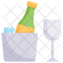 پیش‌نمایش فایل champagne-in-a-bucket-2513570 از پک روز عروسی