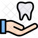 پیش‌نمایش فایل hold-tooth-2706836 از پک دندانپزشکی