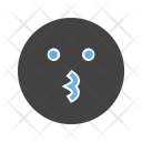 پیش‌نمایش فایل kissing-face از پک شکلک‌ها