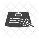 پیش‌نمایش فایل cleaning-windshield-10094858 از پک سرویکینگ خودرو