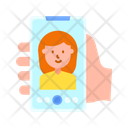پیش‌نمایش فایل woman-taking-selfie-10375846 از پک زنان