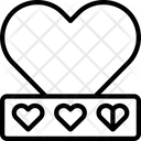 پیش‌نمایش فایل mobile-holding-6267342 از پک بازی موبایل