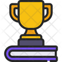 پیش‌نمایش فایل educational-trophy-6315403 از پک موفقیت
