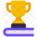پیش‌نمایش فایل educational-trophy-6315099 از پک موفقیت