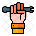 پیش‌نمایش فایل holding-wrench-3420986 از پک روز کارگر