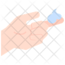 پیش‌نمایش فایل hand-13255774 از پک مراقبت از پوست