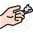 پیش‌نمایش فایل hand-13255744 از پک مراقبت از پوست