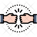 پیش‌نمایش فایل fist-bump-2716222 از پک کار تیمی