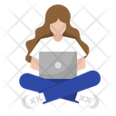 پیش‌نمایش فایل woman-with-laptop-6746865 از پک سبک زندگی اجتماعی