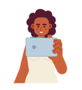 پیش‌نمایش فایل joyful-afro-woman-with-smartphone-10367090 از پک زمان گذراندن با دوستان