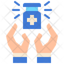 پیش‌نمایش فایل holding-medicine-4588934 از پک واکسن