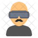 پیش‌نمایش فایل boy-use-virtual-reality-headset-6772292 از پک افراد در حال استفاده از هدست واقعیت مجازی