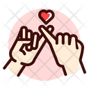 پیش‌نمایش فایل finger-cross-1446995 از پک داستان عاشقانه
