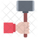 پیش‌نمایش فایل hammer-in-hand-5887998 از پک آهنگر
